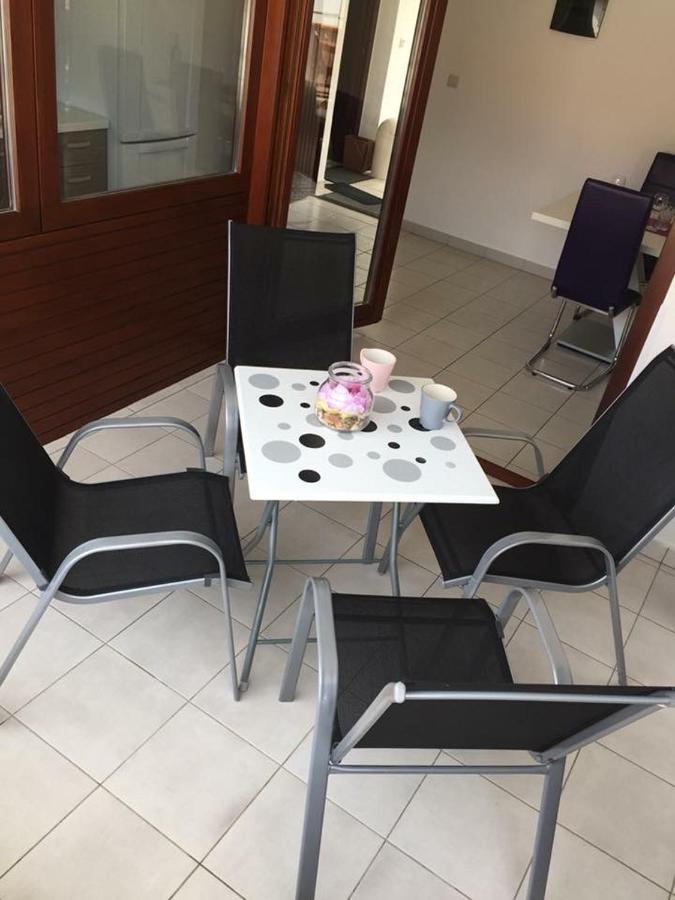 Apartmani Porat Malinska Zewnętrze zdjęcie