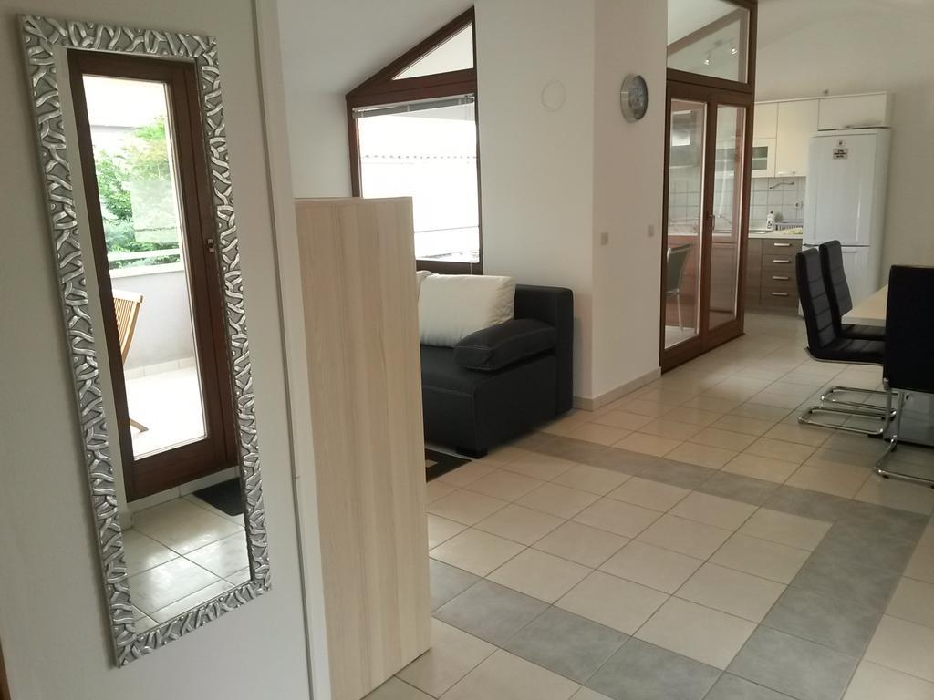 Apartmani Porat Malinska Zewnętrze zdjęcie